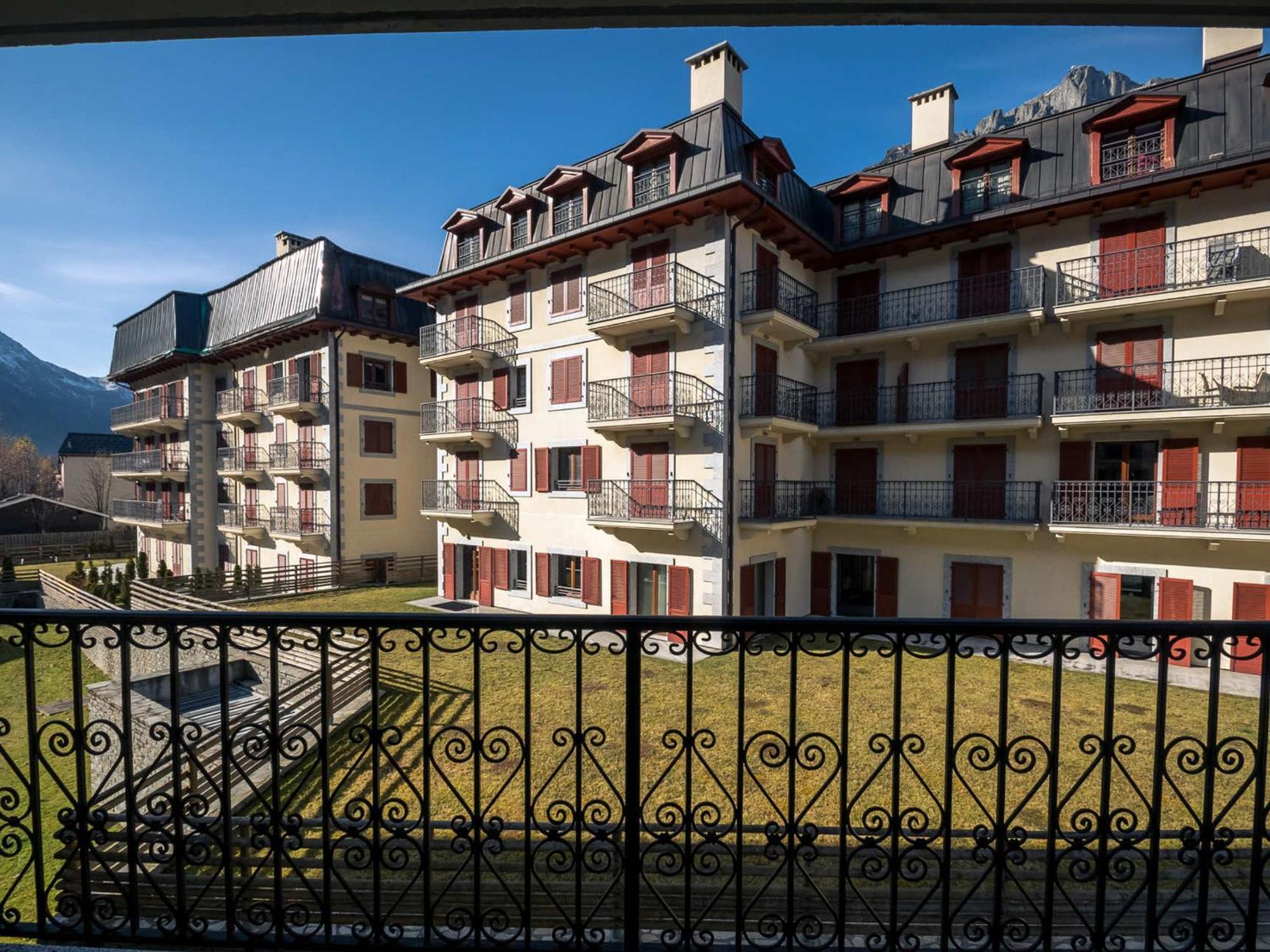 Bel Avec Balcon Et Parking A - Fr-1-343-236 Chamonix